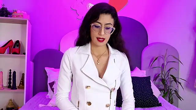 SophieGomez22 online show from 04/19/26, 11:20