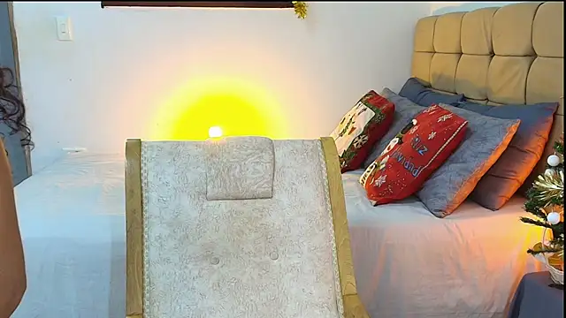 PaoL22 online show from 12/15/24, 02:08