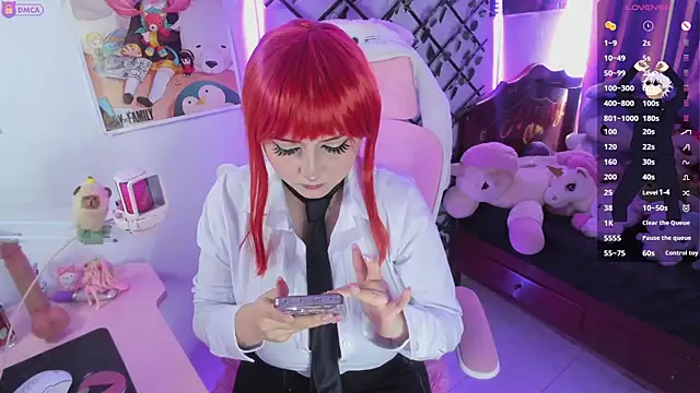 MaddyFooxx online show from 10/31/25, 02:51