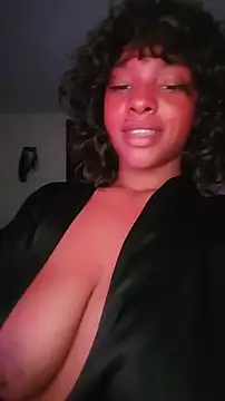 cnc cutiexx online show from 04/21/26, 03:35