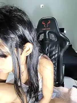 Livia Diaz online show from 04/19/26, 08:44