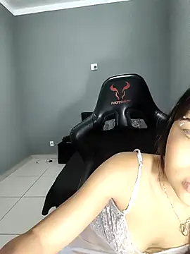 Livia Diaz online show from 04/22/26, 11:28