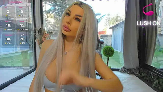 Snapshot of Russian_Ava chatting on 03/19/25, 06:57 Russian Ava online show from 03/19/25, 06:57