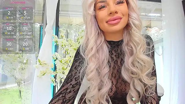 Snapshot of Russian_Ava chatting on 10/04/25, 07:39 Russian Ava online show from 10/04/25, 07:39