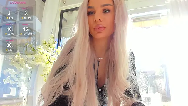 Snapshot of Russian_Ava chatting on 11/22/25, 08:57 Russian Ava online show from 11/22/25, 08:57