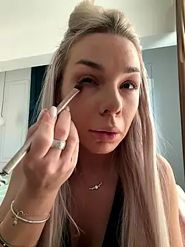 Snapshot of Russian_Ava chatting on 01/12/26, 07:13 Russian Ava online show from 01/12/26, 07:13