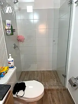 Snapshot of Eva_Gonzalez chatting on 10/05/25, 02:48 Eva Gonzalez online show from 10/05/25, 02:48