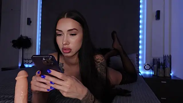 mila blvck online show from 09/10/25, 08:14