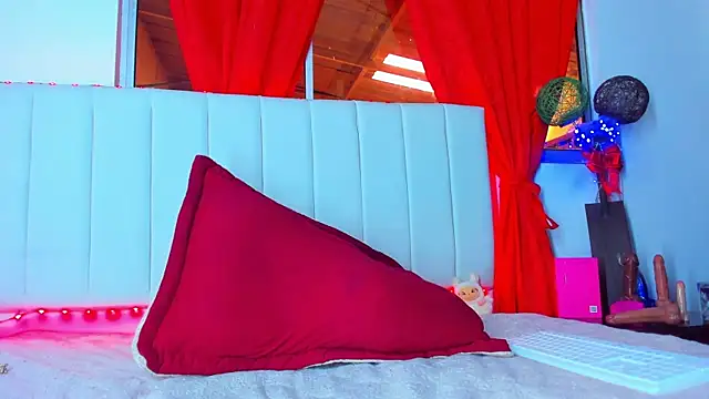 caro lyne  online show from 11/26/25, 01:23