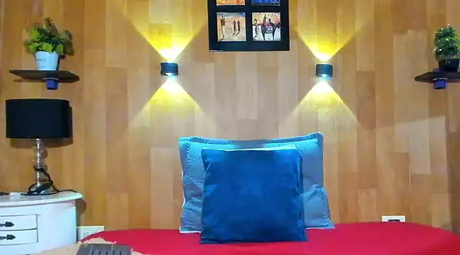 marianaa90 online show from 01/27/25, 03:39