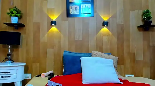 marianaa90 online show from 03/14/25, 07:01