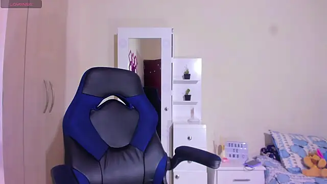 anny vittar online show from 02/17/25, 11:20