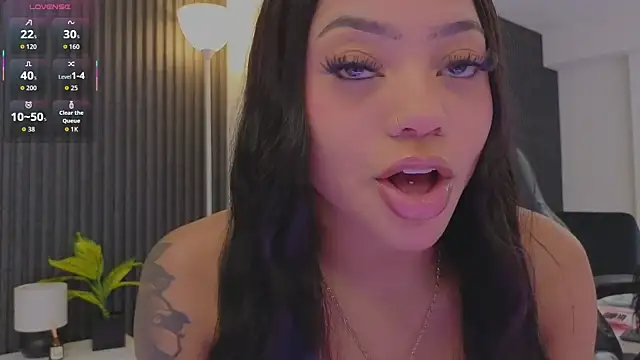 Madiee Rhea online show from 04/14/26, 07:53