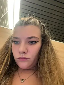 Holy Tereza online show from 09/27/25, 03:39