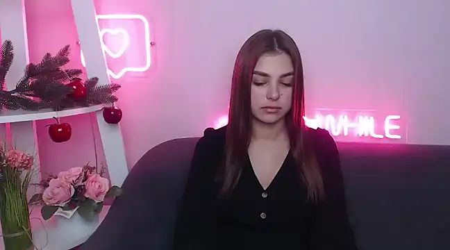Snapshot of MilanaAngelAs chatting on 01/05/25, 10:43 MilanaAngelAs online show from 01/05/25, 10:43