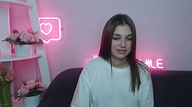 Snapshot of MilanaAngelAs chatting on 01/11/25, 05:40 MilanaAngelAs online show from 01/11/25, 05:40