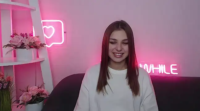 Snapshot of MilanaAngelAs chatting on 01/19/25, 05:48 MilanaAngelAs online show from 01/19/25, 05:48