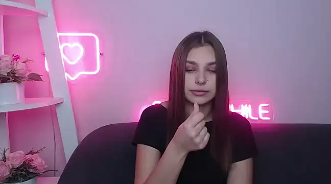 Snapshot of MilanaAngelAs chatting on 02/03/25, 05:40 MilanaAngelAs online show from 02/03/25, 05:40