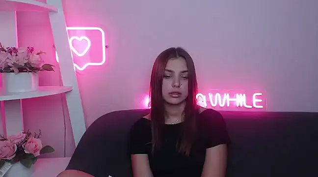 Snapshot of MilanaAngelAs chatting on 02/04/25, 11:49 MilanaAngelAs online show from 02/04/25, 11:49