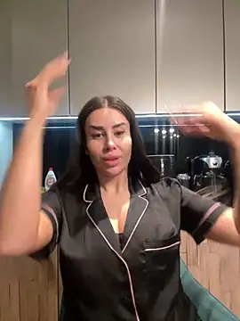 EvaZane online show from 01/31/25, 09:48