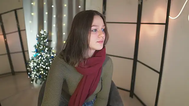 Addelin Moon online show from 12/31/24, 04:14