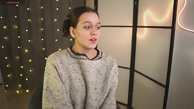 Addelin Moon online show from 01/18/25, 04:21