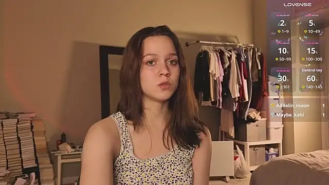 Addelin Moon online show from 11/22/25, 07:24