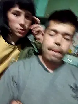 Snapshot of babylexx_18 chatting on 10/29/25, 12:57 babylexx 18 online show from 10/29/25, 12:57