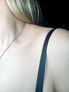 Snapshot of Freya_Milf chatting on 02/10/26, 01:26 Freya Milf online show from 02/10/26, 01:26