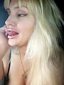 Snapshot of Freya_Milf chatting on 02/17/26, 02:35 Freya Milf online show from 02/17/26, 02:35