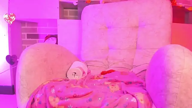 Rousse Collinss online show from 02/14/25, 05:41