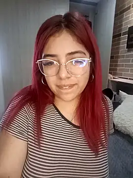 Rousse Collinss online show from 11/08/25, 04:51