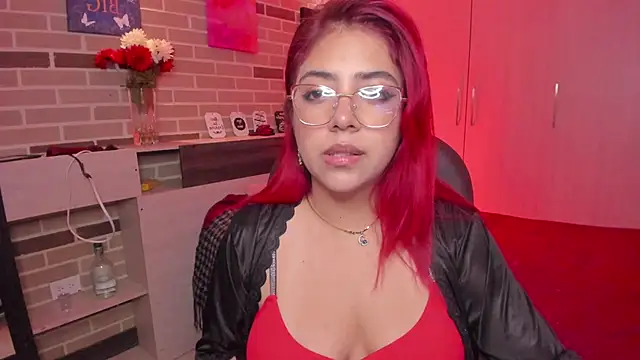 Rousse Collinss online show from 01/07/26, 02:08