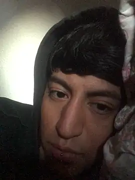 modelo180 online show from 12/25/24, 04:22