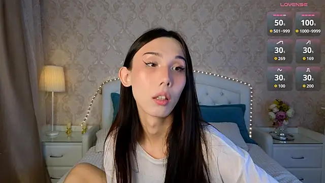 Kaia Sunshine Mia online show from 10/19/25, 02:29