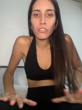 lupitta 1 online show from 04/27/26, 02:20