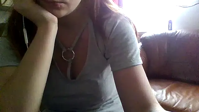 Snapshot of _xPani_x2 chatting on 06/10/26, 01:32 xPani x2 online show from 06/10/26, 01:32