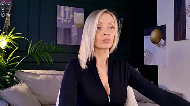 sexuallycorrecte online show from 04/20/26, 07:44