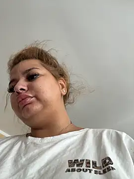 AllysonK online show from 09/09/25, 10:37