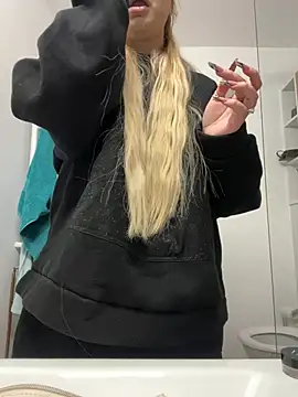 AllysonK online show from 04/28/26, 11:04