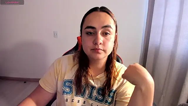 maryluna95 online show from 04/17/26, 05:05