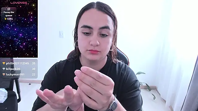 maryluna95 online show from 04/23/26, 06:32