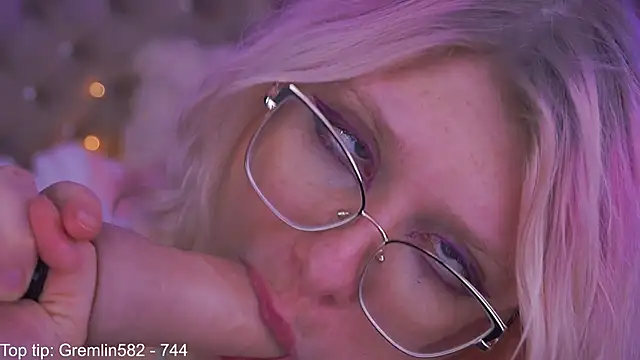 CoolTatis online show from 11/23/25, 07:35