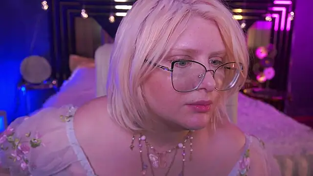 CoolTatis online show from 03/30/26, 07:09