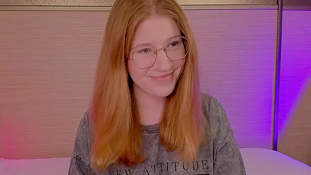 Snapshot of Tori_the_witch chatting on 02/02/25, 06:15 Tori the witch online show from 02/02/25, 06:15