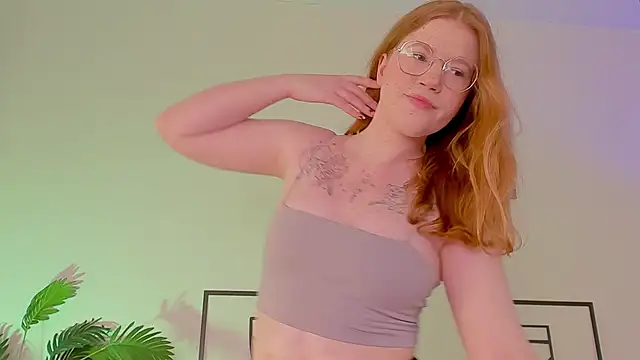 Snapshot of Tori_the_witch chatting on 03/15/25, 11:29 Tori the witch online show from 03/15/25, 11:29