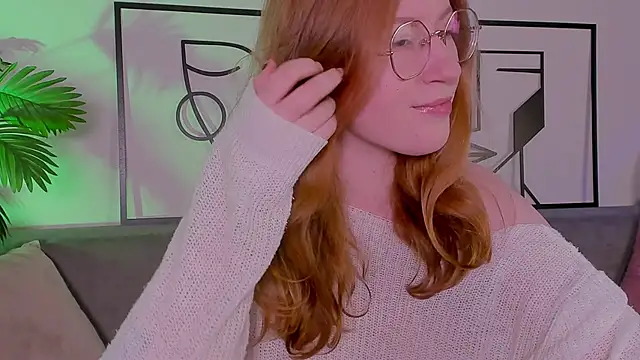 Snapshot of Tori_the_witch chatting on 03/16/25, 12:55 Tori the witch online show from 03/16/25, 12:55