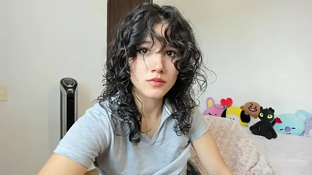 Snapshot of Eli_dl chatting on 11/08/25, 08:51 Eli dl online show from 11/08/25, 08:51