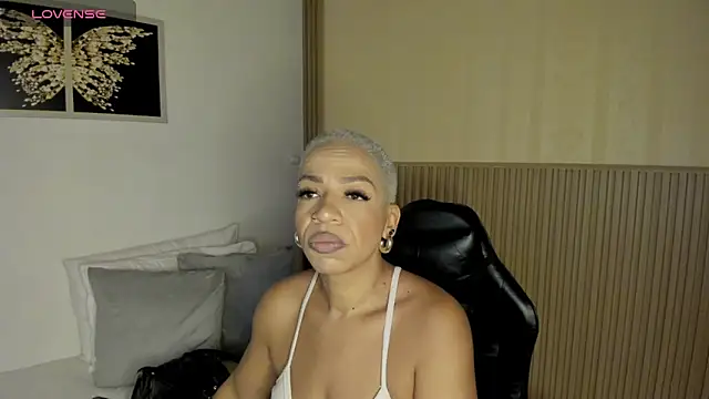 summer night  online show from 04/22/26, 11:56