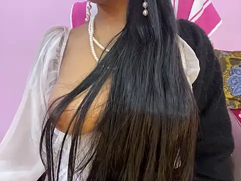 Snapshot of roshni-5 chatting on 01/01/25, 06:49 roshni-5 online show from 01/01/25, 06:49